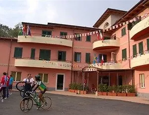Impero Beauty & - Bike Hotel Cantello